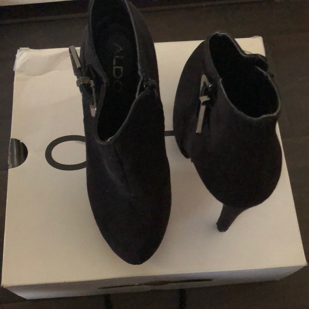 AlDO Black Ankle Booties Heels - Picture 8 of 8